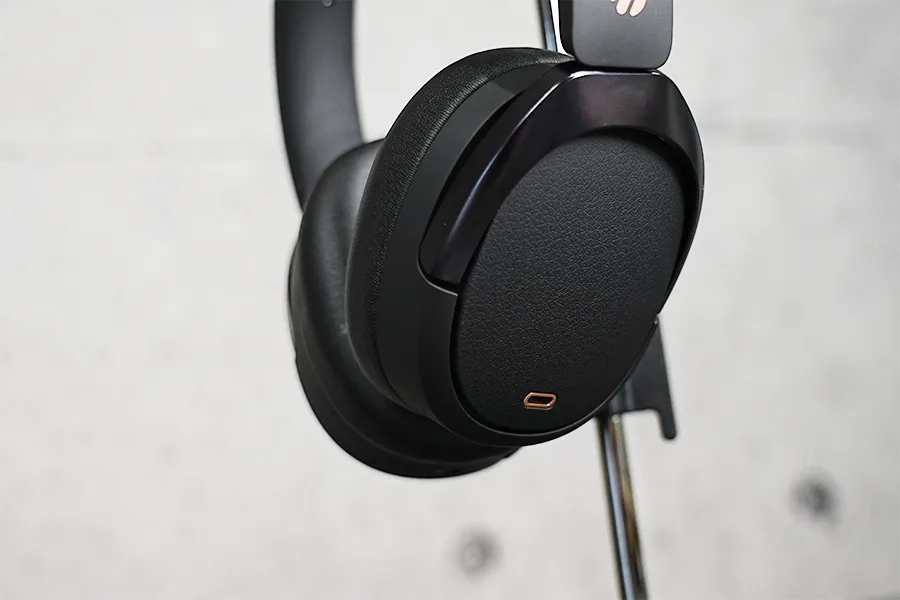 Edifier WH950NB ワイヤレス ヘッドホンの本体デザインと質感