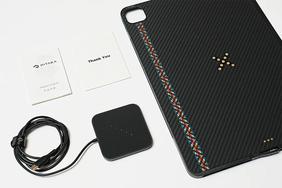 PITAKA EZCase Proの付属品すべて