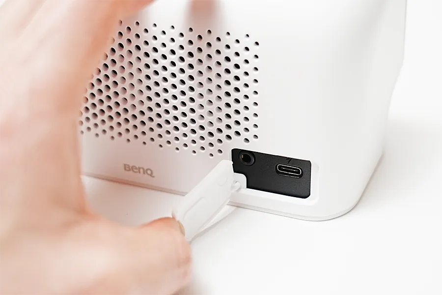 BenQ treVolo Uの右下ポート部分