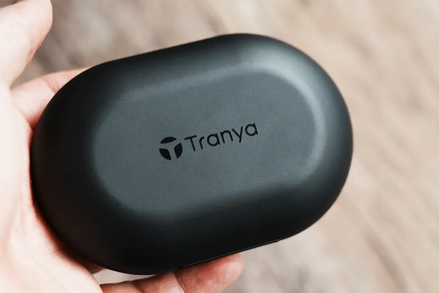 Tranya X3 の表面