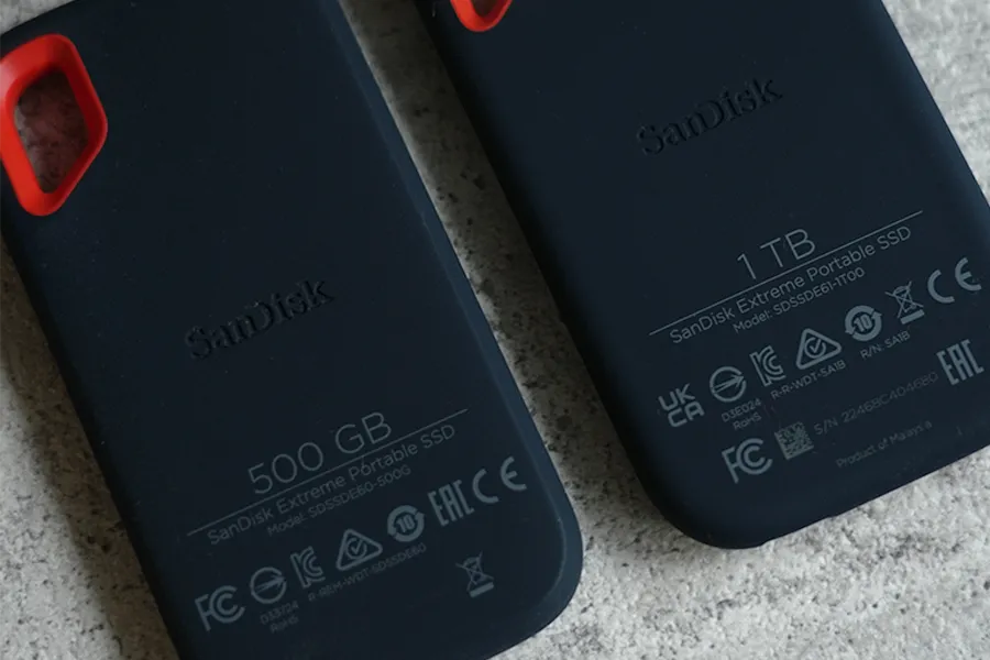 SanDisk SSD 外付けエクストリーム ポータブルSSD DE61とDE60