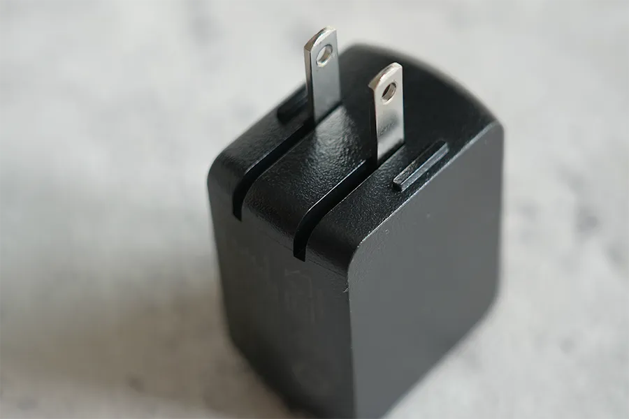 CIO NovaPort SOLO 65W プラグ出した状態