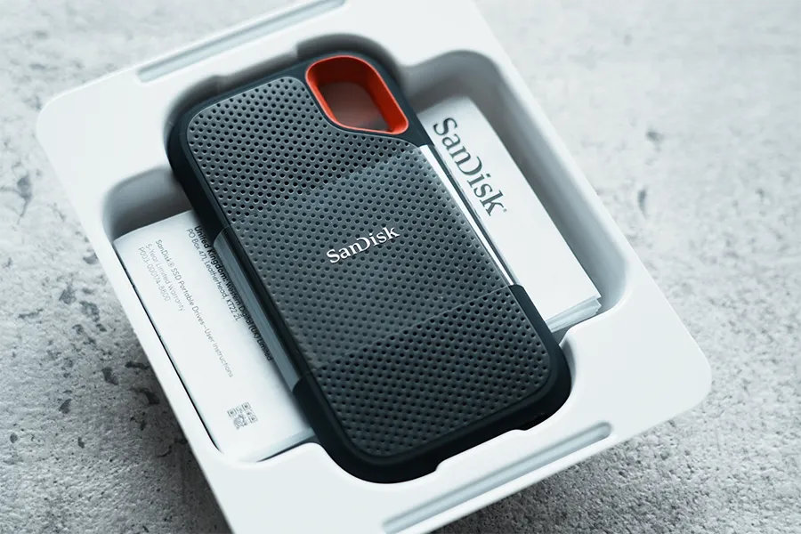 SanDisk SSD 外付けエクストリーム ポータブルSSD DE61はがっちり梱包