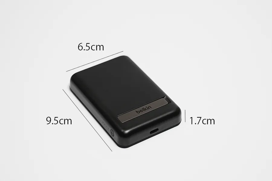 Belkin BoostCharge Magnetic Wireless Battery 5000のサイズ