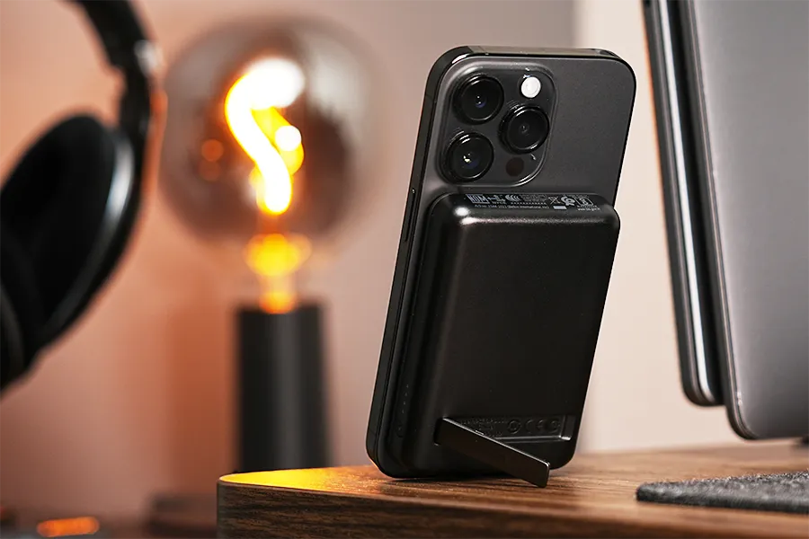 Belkin BoostCharge Magnetic Wireless Battery 5000のレビュー