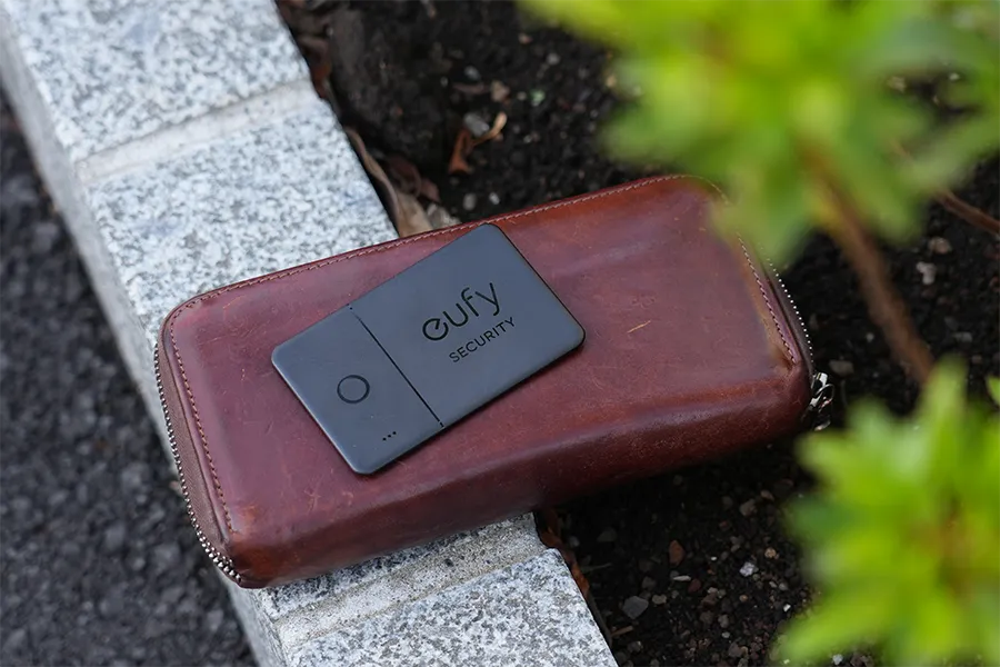 Anker Eufy (ユーフィ) Security SmartTrack Card (紛失防止トラッカー) レビュー