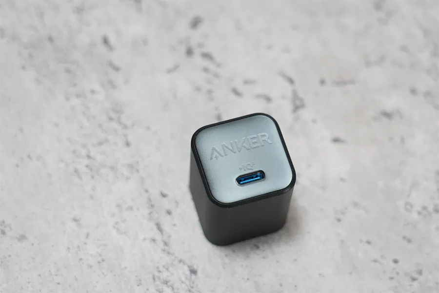 Anker 511 Charger（nano 3 30W）充電器ポート面