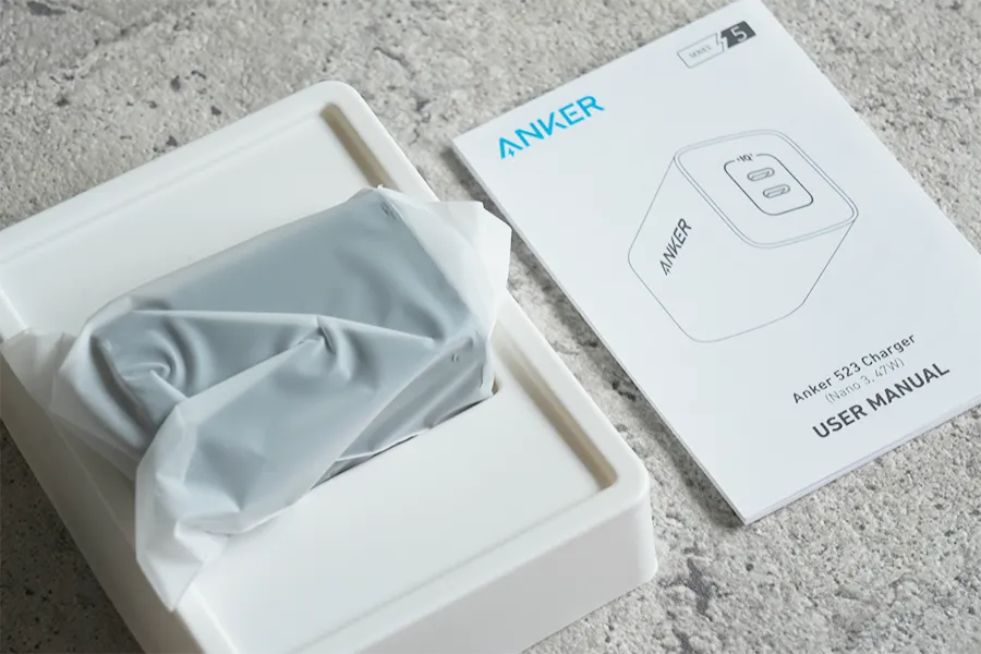 Anker 523 Charger (Nano 3, 47W)の付属品