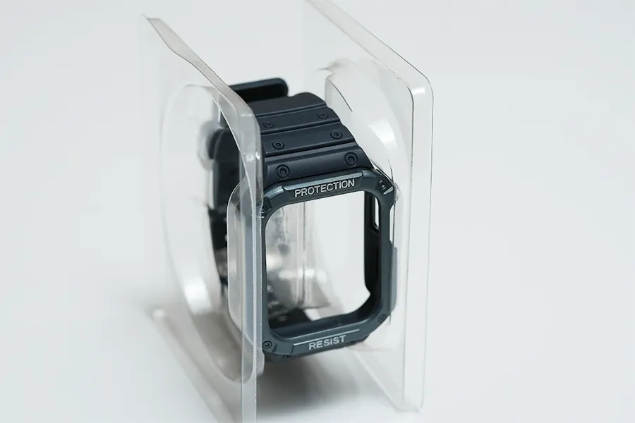 Apple Watchアーマーバンド Zandyスポーツバンドのカラーはスペースグレイ