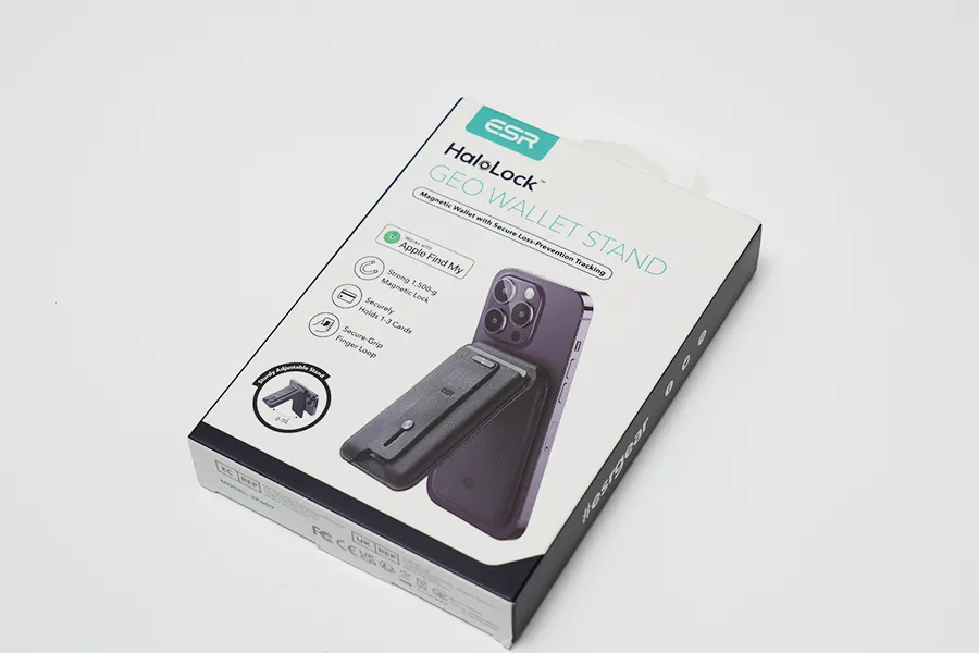 ESR MagSafe対応Geo Walletのパッケージ外側