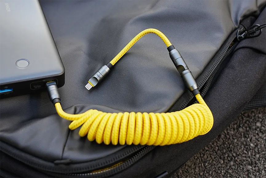AOHiモジュラー式急速充電セットを使ってそとで充電