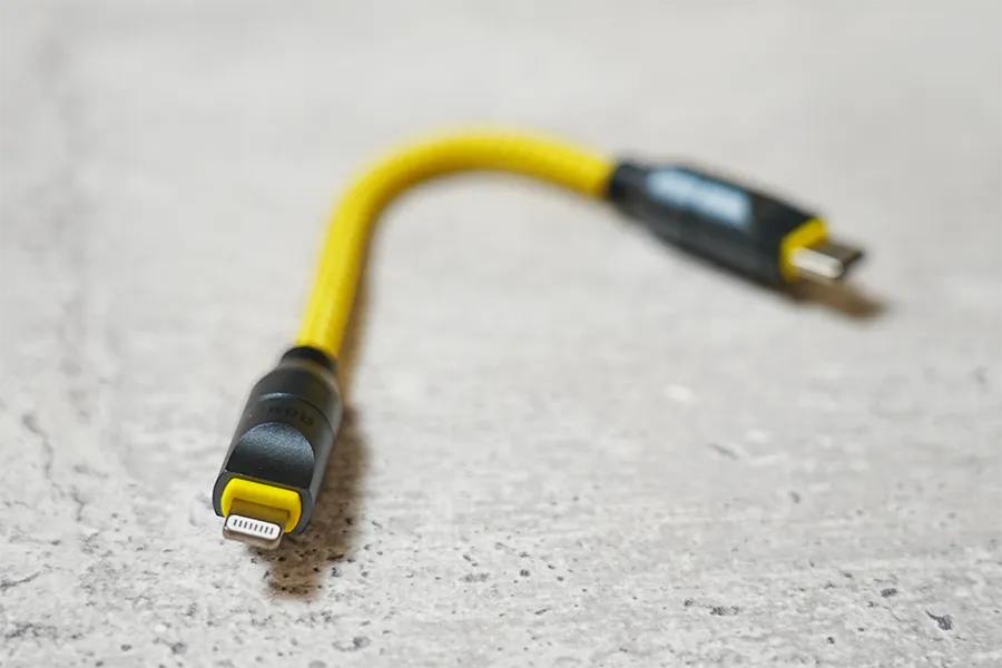AOHiモジュラー式急速充電セットのLightningケーブルは普通