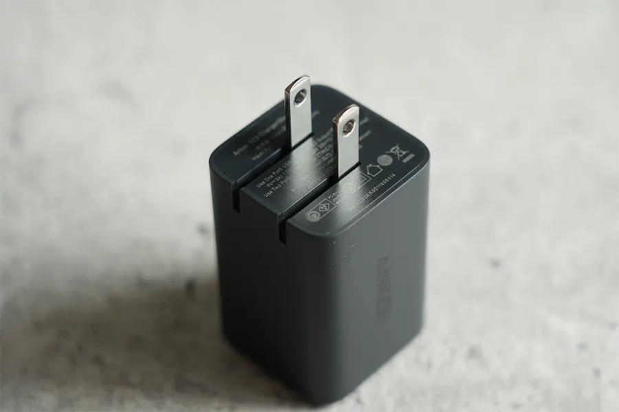 Anker 523 Charger (Nano 3, 47W)のプラグ