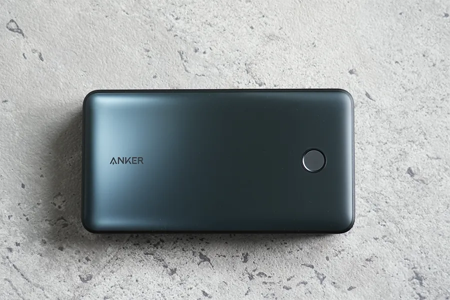 Anker 537 Power Bank (PowerCore 24000, 65W) モバイルバッテリー本体のデザイン