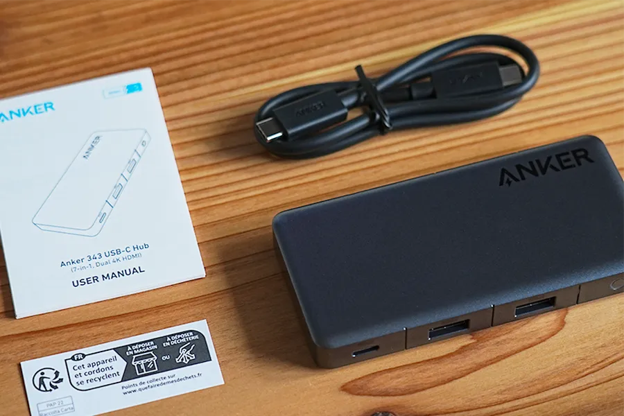 Anker 343 USB-C ハブ（7-in1 デュアル4K HDMI）の付属品