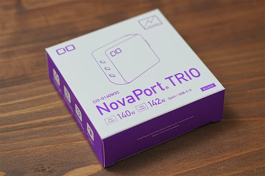 NovaPort TRIO 140Wのパッケージ