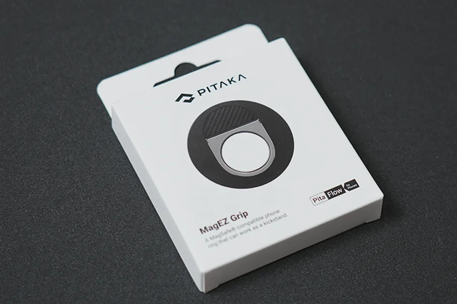 PITAKA MagEZ Gripのパッケージ