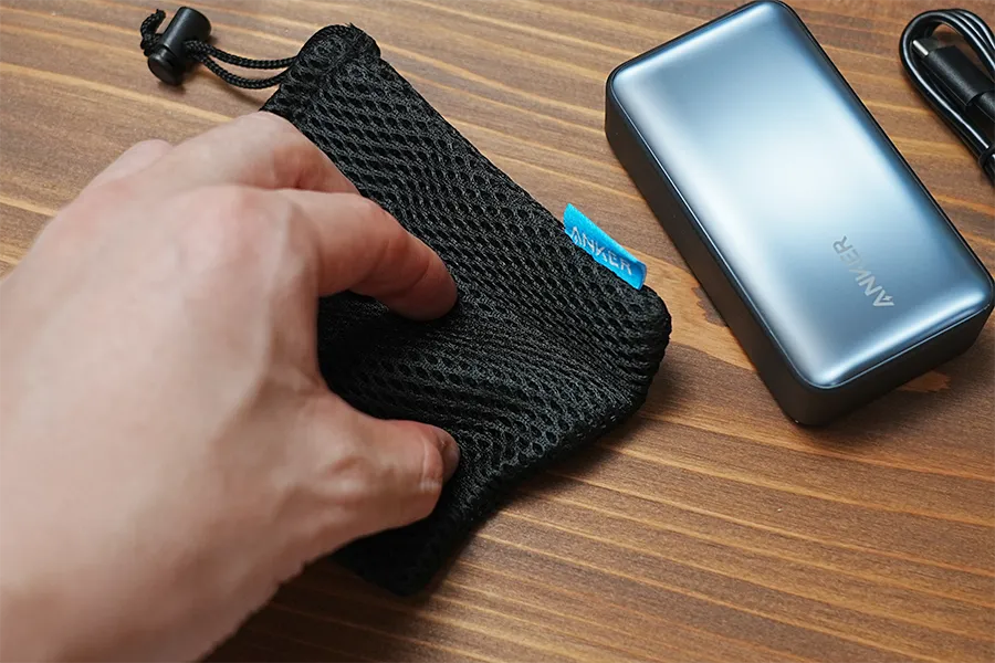 Anker Power Bank (10000mAh, 30W）ガジェットポーチ