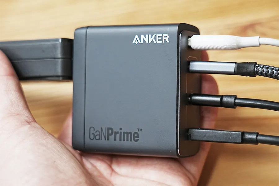 Anker 747 Charger (GaNPrime 150W)はあつあつじゃなくて持てる