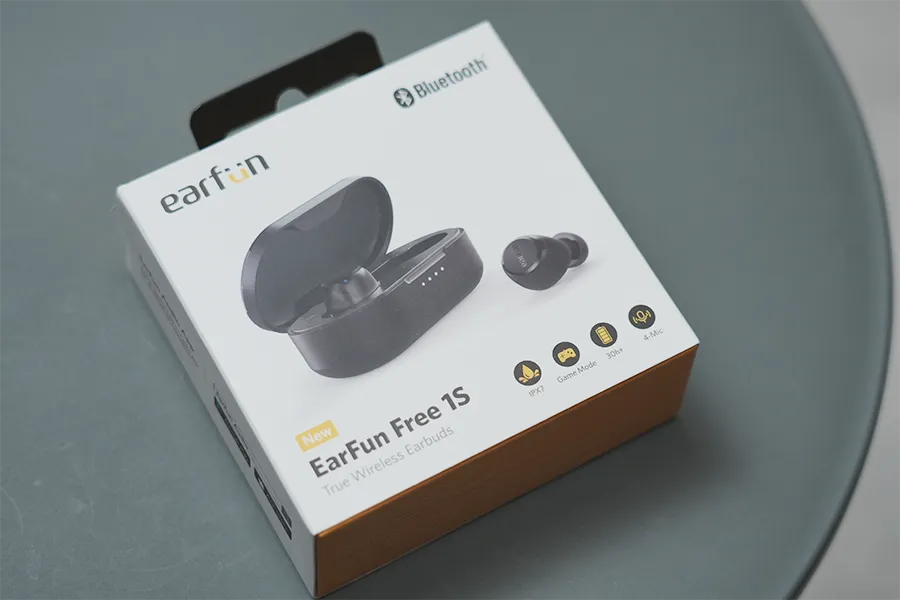 EarFun Free 1S のパッケージ表