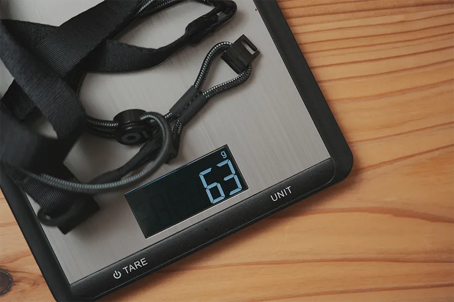 ストラップの重量63g