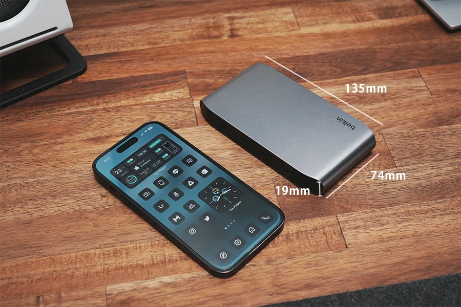 Belkin 5-in-1 Thunderbolt 4 5-in-1 Core Hubのサイズ