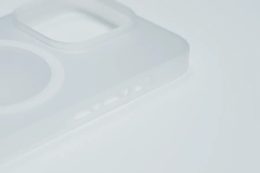 CASDEFINITのホワイトアクションボタン側